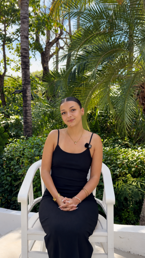 Perle, apprenante en assurance
